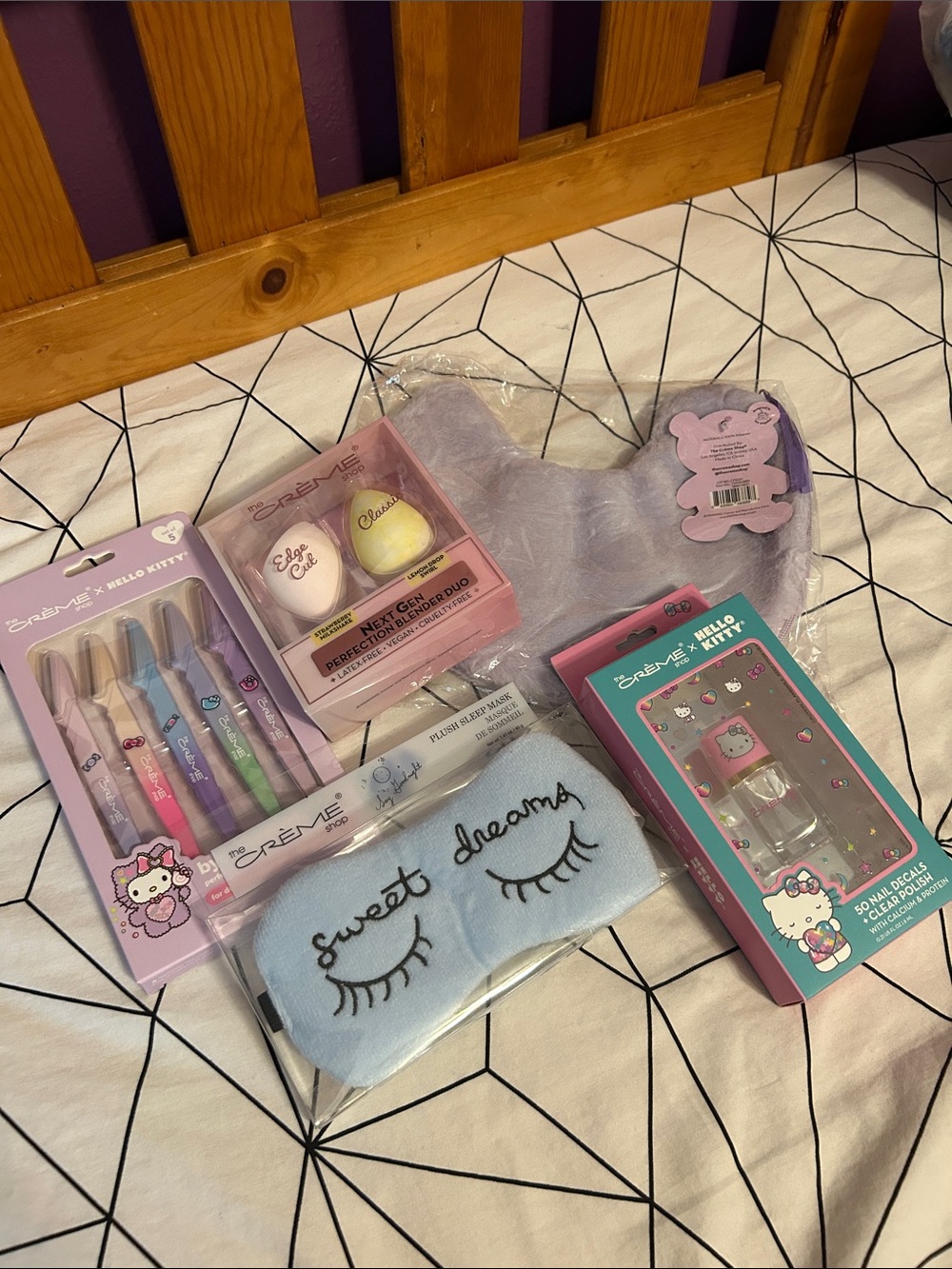 The Creme Shop Hello Kitty Beauty & Sleep Set - Pink, Light Blue, Purple
